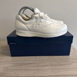 NEW in Box Women's SAS Free Time  White White Walking Shoe Size 7 Made in USA